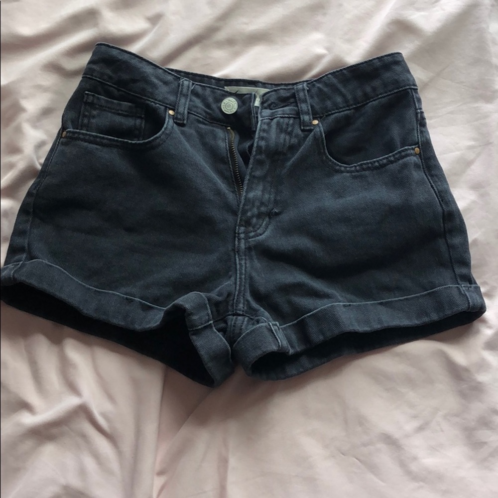 PacSun black denim mom short